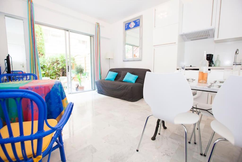 French Riviera: Seafront Apt & Pool Near Monaco Roquebrune-Cap-Martin Luaran gambar